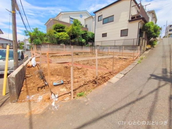 綾瀬市寺尾中４丁目の新築一戸建