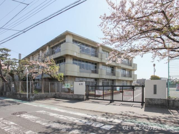 藤沢市鵠沼松が岡4丁目の中古一戸建て(藤沢市立鵠洋小学校)