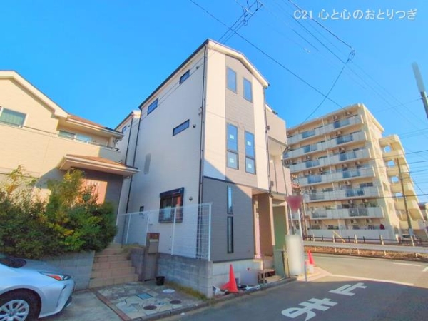 藤沢市湘南台４丁目の新築一戸建