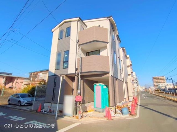 藤沢市湘南台４丁目の新築一戸建