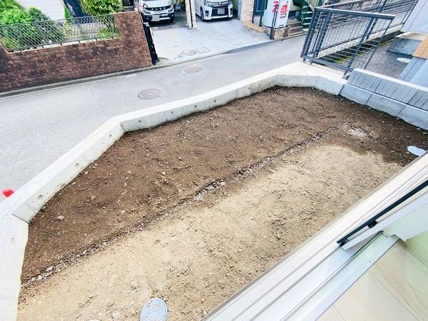 厚木市長谷 新築戸建 全6棟 6号棟(庭)