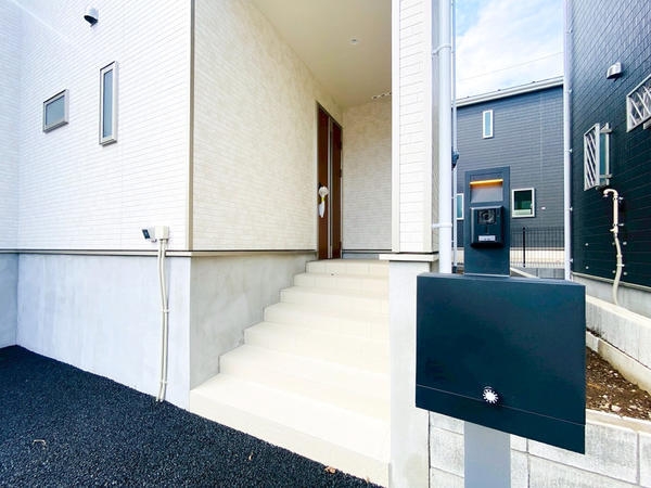 厚木市長谷 新築戸建 全6棟 6号棟(玄関)