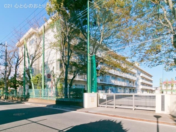 横浜市瀬谷区下瀬谷3丁目 新築戸建 全3棟 2号棟(横浜市立瀬谷さくら小学校)