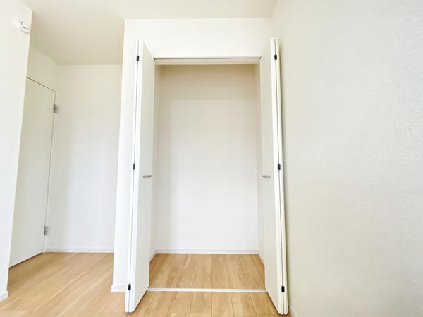 横浜市瀬谷区下瀬谷3丁目　新築戸建　全3棟　2号棟