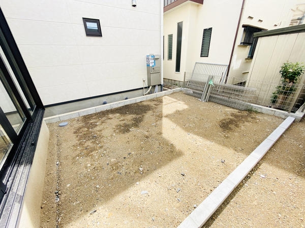 横浜市瀬谷区下瀬谷3丁目　新築戸建　全3棟　2号棟