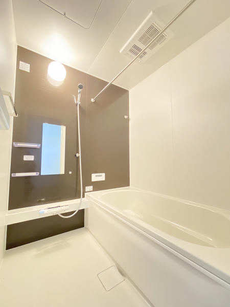 横浜市瀬谷区下瀬谷3丁目　新築戸建　全3棟　2号棟