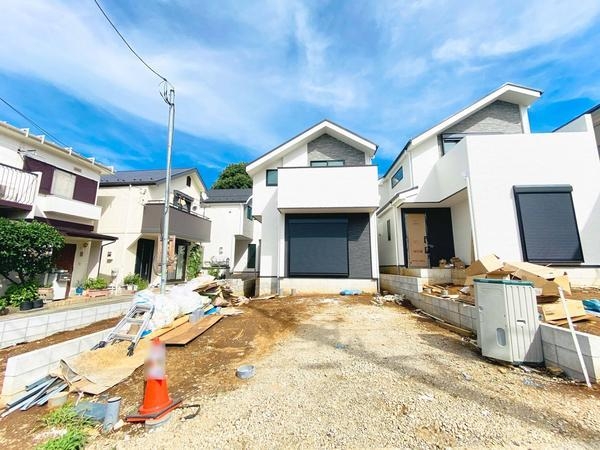 横浜市保土ヶ谷区川島町　新築戸建　全３棟　２号棟