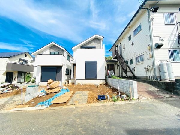 横浜市保土ヶ谷区川島町　新築戸建　全３棟　３号棟