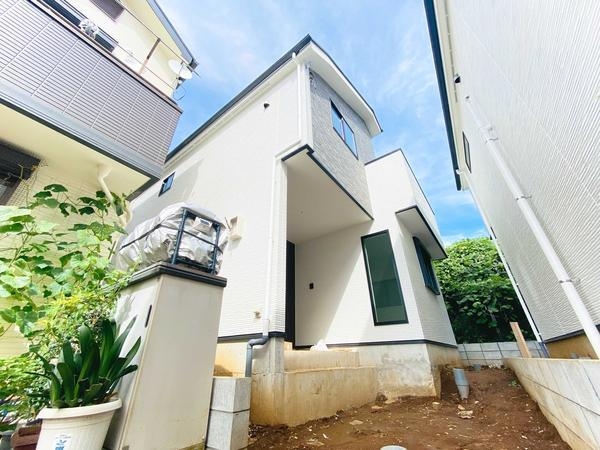 横浜市保土ヶ谷区川島町　新築戸建　全３棟　１号棟