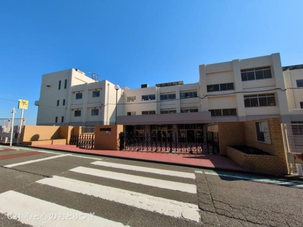 藤沢市渡内４丁目の新築一戸建(藤沢市立高谷小学校)