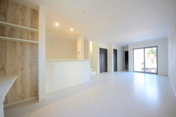 座間市緑ヶ丘5丁目　新築分譲住宅　1号棟