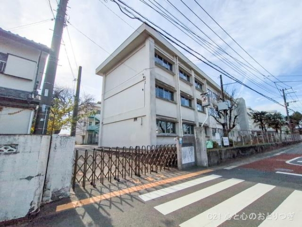 藤沢市高倉 新築戸建 全3棟 2号棟(藤沢市立長後小学校)