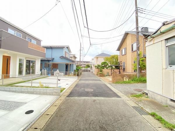 藤沢市高倉　新築戸建　全３棟　２号棟