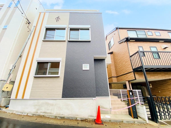 座間市相武台4丁目　新築分譲住宅　2号棟