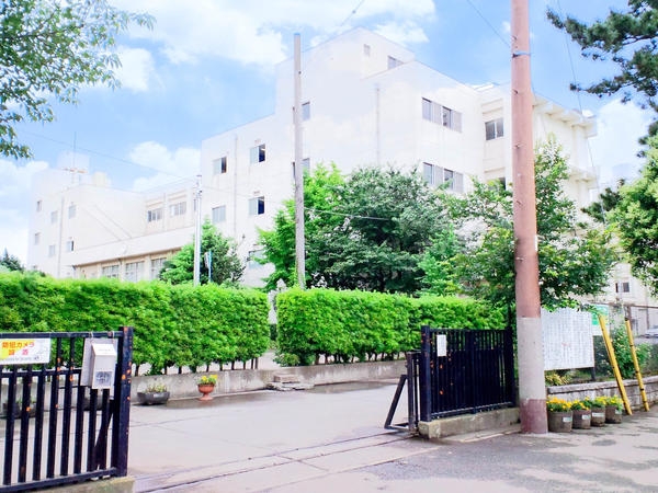 モア・ステージ桜ヶ丘(大和市立引地台中学校)