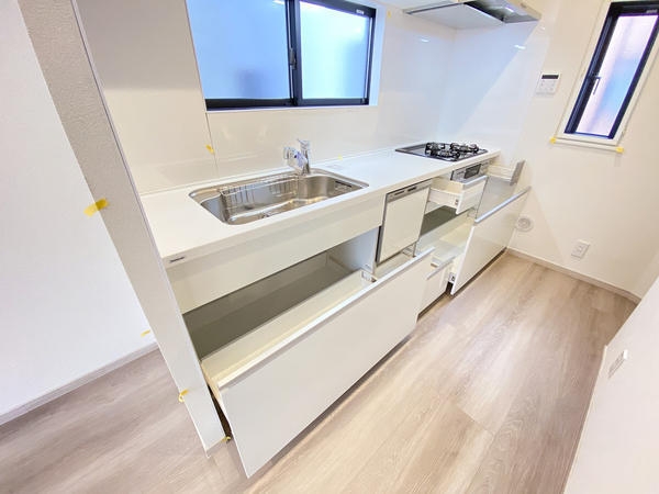 海老名市社家3丁目の中古一戸建て(キッチン)