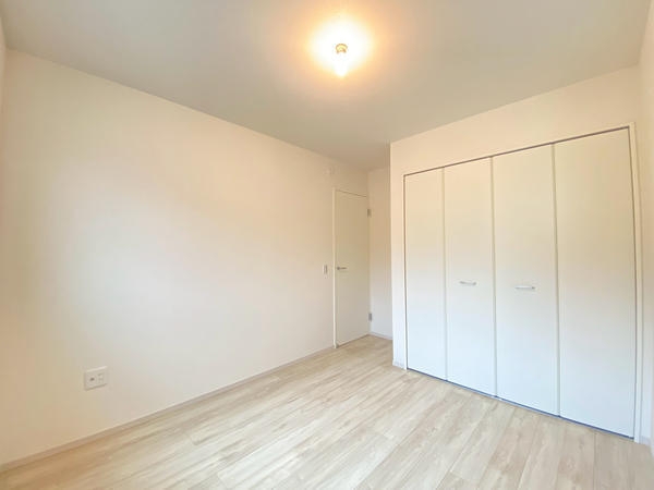 綾瀬市寺尾本町1丁目　新築戸建　全2棟　2号棟