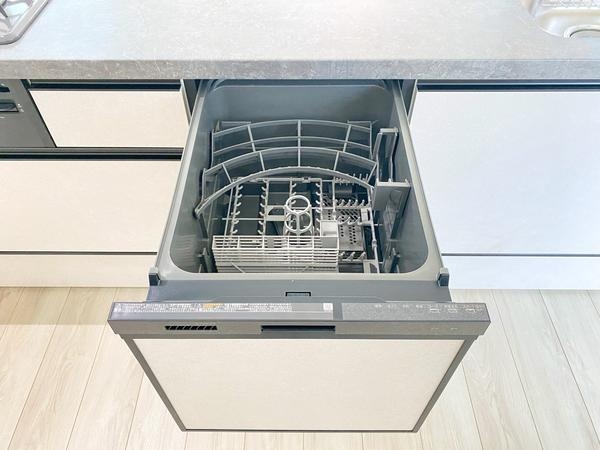 綾瀬市寺尾本町1丁目　新築戸建　全2棟　2号棟