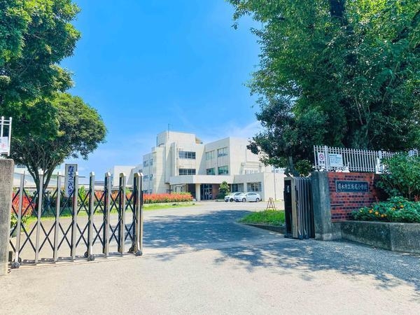 厚木市鳶尾5丁目の土地(厚木市立鳶尾小学校)