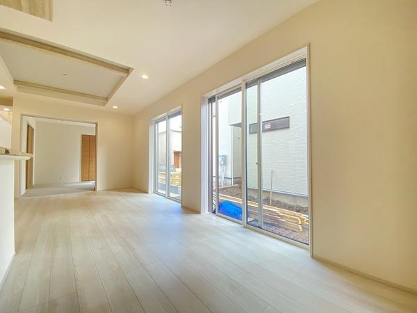 藤沢市高倉　新築戸建　全３棟　１号棟