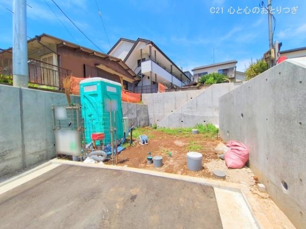 横浜市瀬谷区二ツ橋町　戸建　01