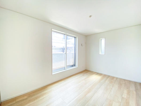綾瀬市上土棚南1丁目　新築戸建　全2棟　1号棟
