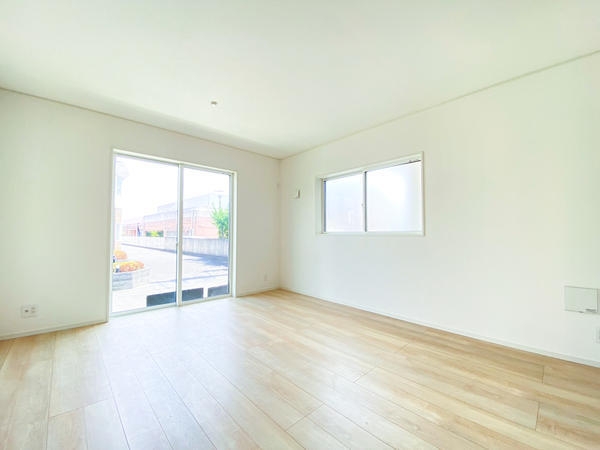 綾瀬市上土棚南1丁目　新築戸建　全2棟　1号棟
