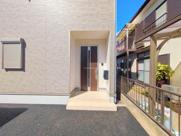 綾瀬市落合北4丁目　新築戸建
