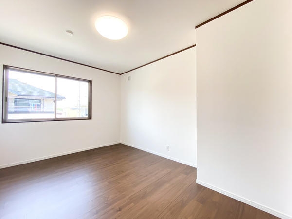 綾瀬市綾西４丁目の中古一戸建て