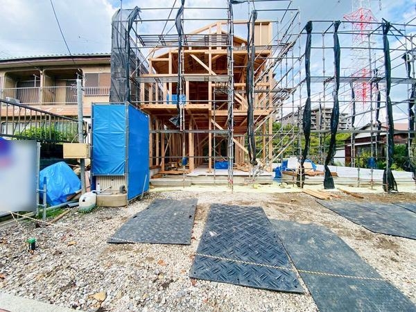 町田市南成瀬7丁目　新築戸建　全2棟　1号棟