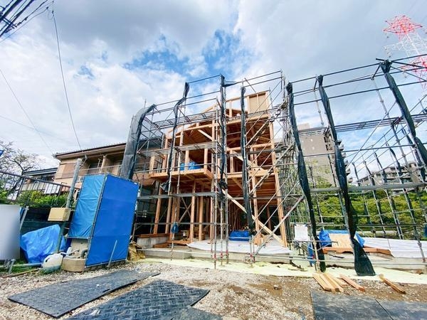 町田市南成瀬7丁目　新築戸建　全2棟　1号棟