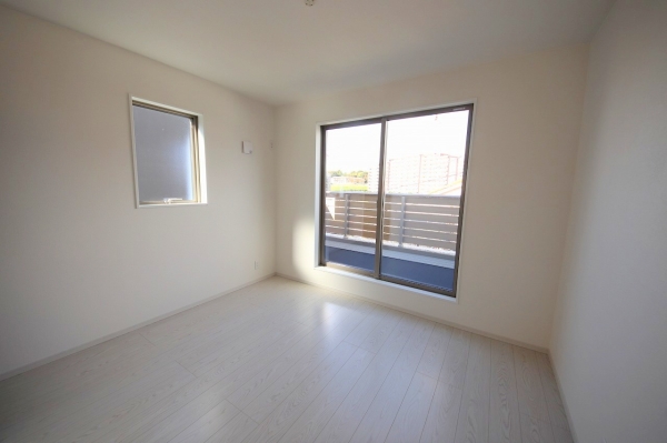 座間市緑ケ丘6丁目2期　新築分譲住宅　2号棟