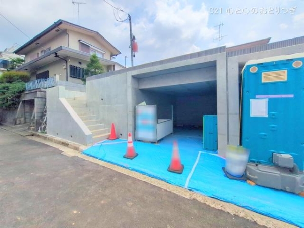 座間市緑ケ丘6丁目2期　新築分譲住宅　2号棟