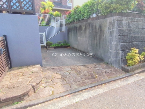 横浜市青葉区美しが丘西２丁目の中古一戸建て