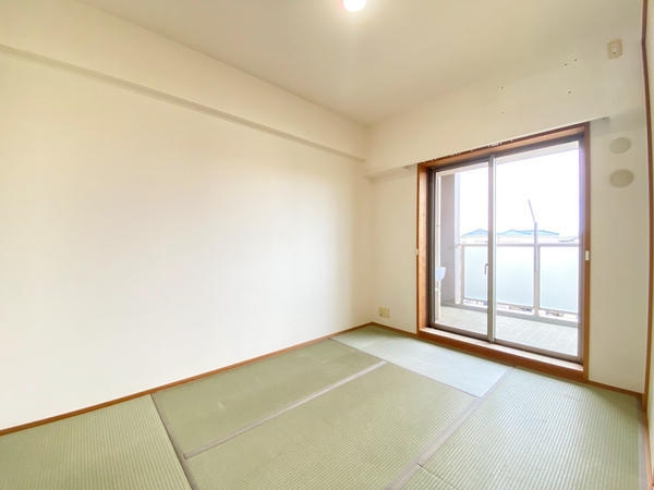 メイツ海老名門沢橋リバーマークス