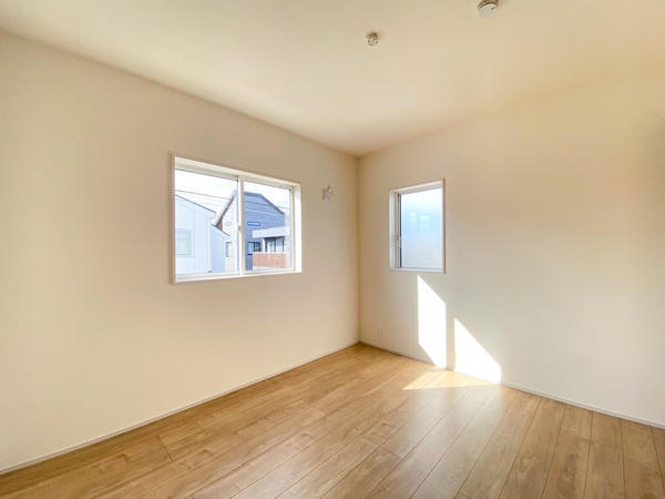 横浜市瀬谷区南台1丁目 新築戸建 全2棟 1号棟(子供部屋)