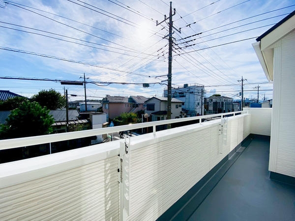 横浜市瀬谷区南台1丁目 新築戸建 全2棟 1号棟(バルコニー)