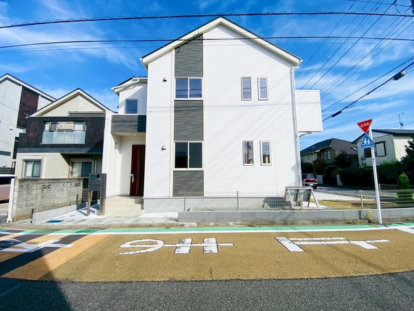 横浜市瀬谷区南台1丁目　新築戸建　全2棟　1号棟