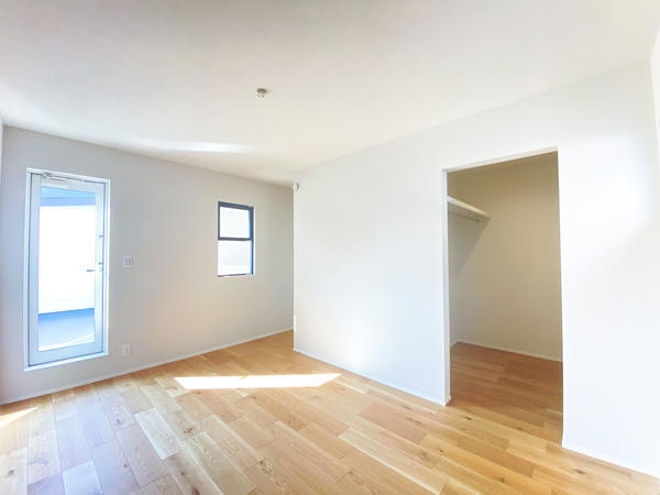 厚木市元町　新築戸建　全3棟　B号棟