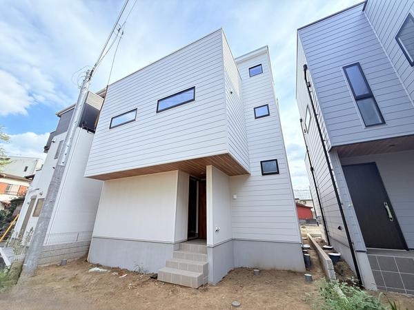 厚木市元町　新築戸建　全3棟　B号棟