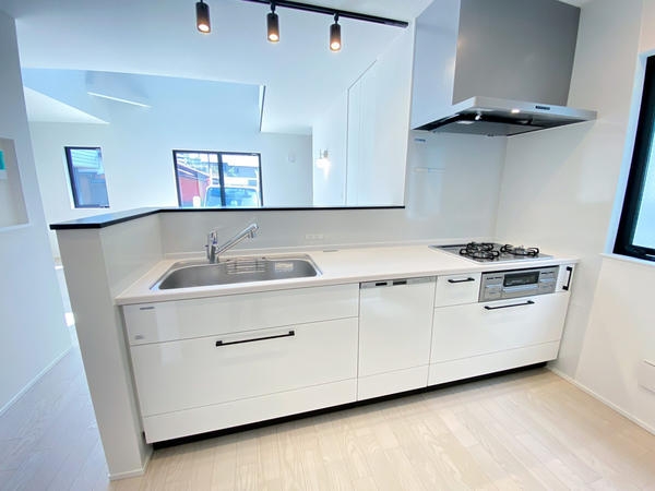 厚木市元町 新築戸建 全3棟 A号棟(キッチン)