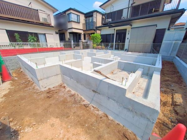 座間市明王　新築戸建
