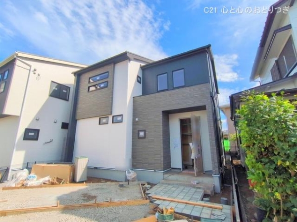 藤沢市本藤沢２丁目の新築一戸建