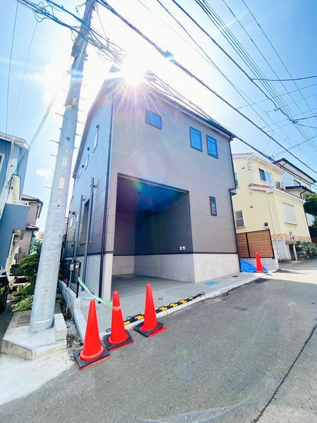綾瀬市寺尾南2丁目　新築戸建
