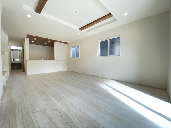 横浜市瀬谷区宮沢２丁目　新築戸建　全２棟　２号棟