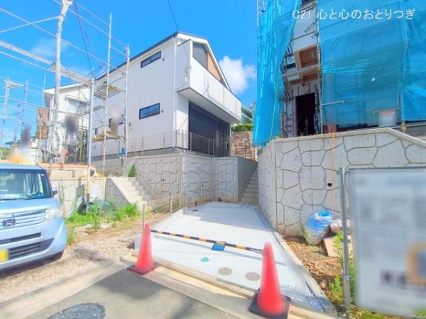 横浜市青葉区荏子田１丁目の新築一戸建