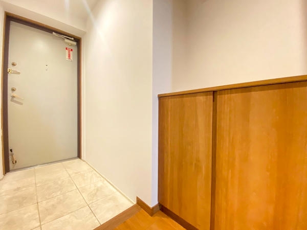 ライオンズマンション中央林間第7(玄関)