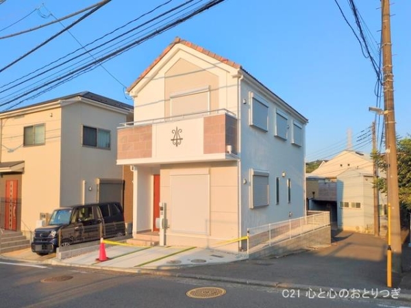 横浜市旭区白根７丁目の新築一戸建