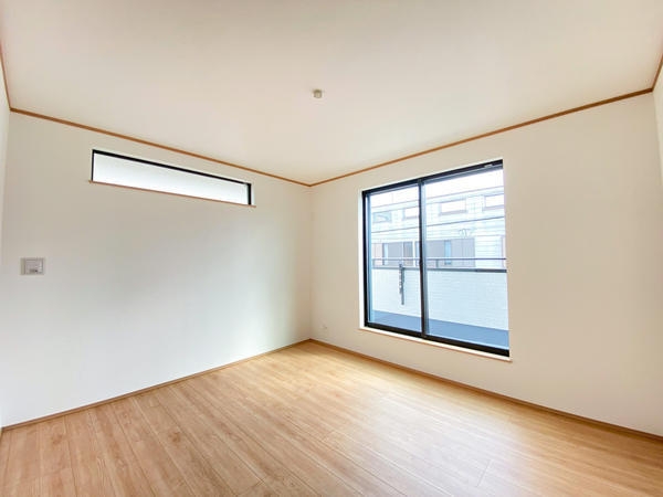 大和市西鶴間4丁目　新築戸建