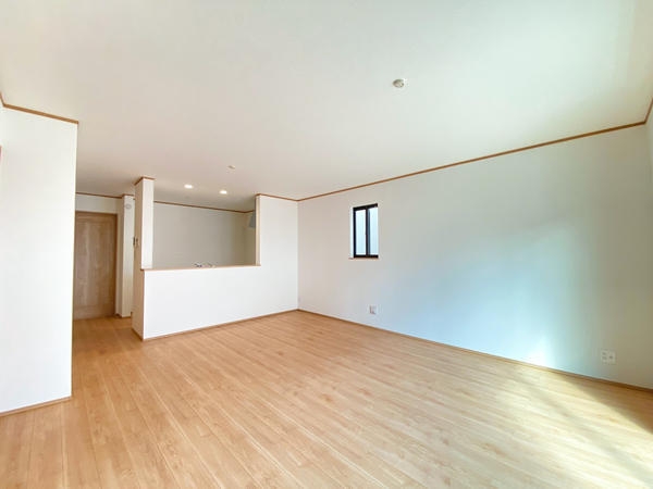 大和市西鶴間4丁目　新築戸建